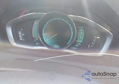 2015 Volvo Xc60 T6 из США, поврежденный, VIN YV4902RB7F2595396